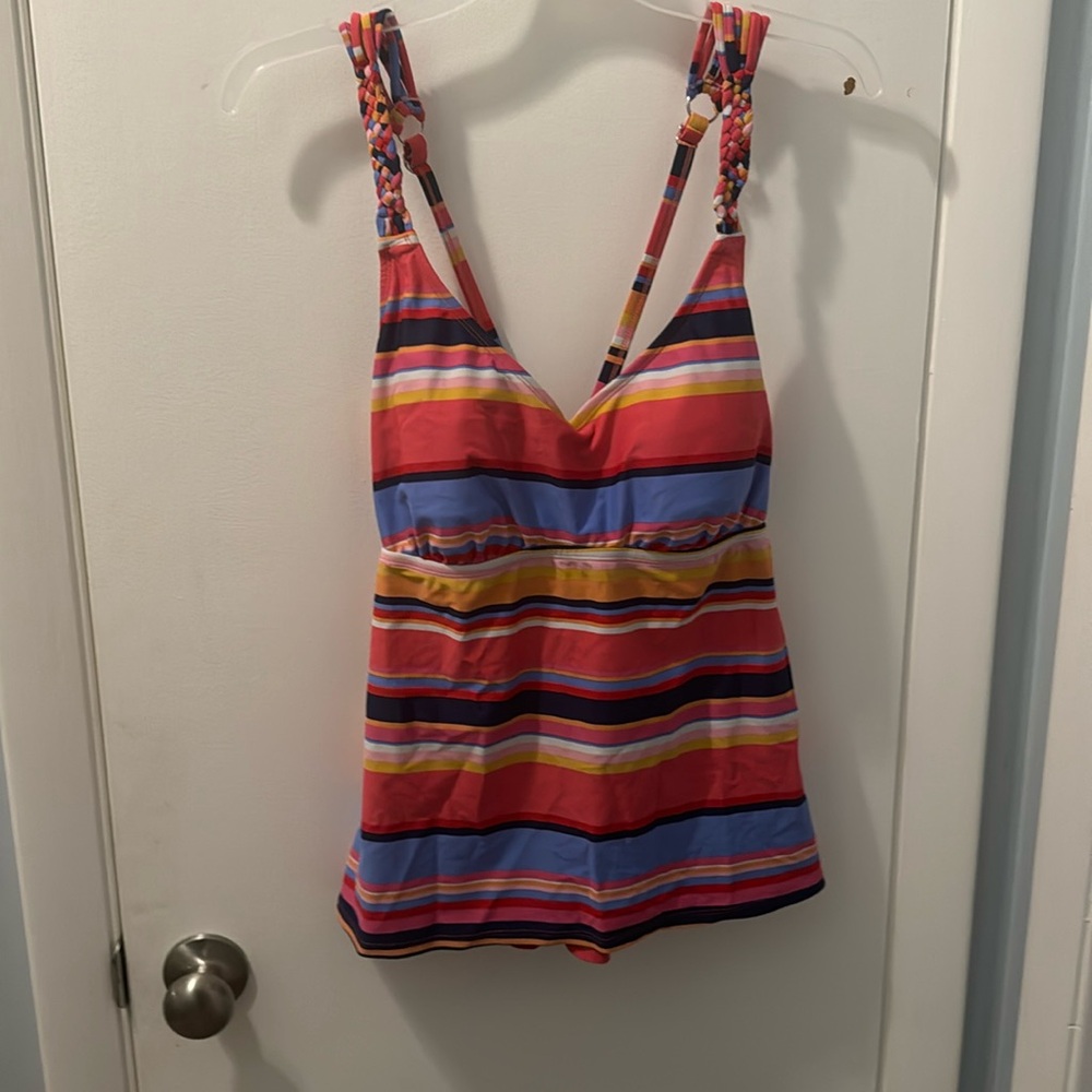 Coastal Cove Striped Tankini Swim Top. Size 16